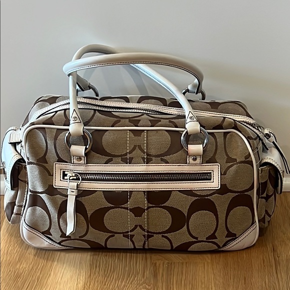 Rare!!! Coach Brown and Cream Signature Bag - Picture 5 of 10